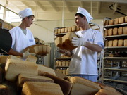 Хлебопеки остановили производство