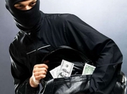 Появилось полное видео ограбления отделения Kaspi Bank в Талгаре
