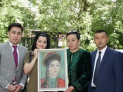 Уникальные портреты Сары Тастанбеккызы переданы Казахстану