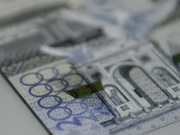В Qazkom прокомментировали жалобы на нехватку мелких купюр в банкоматах