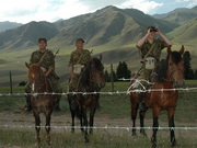 Вооруженный гражданин Кыргызстана задержан в горах в Казахстане