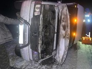 Пассажирский микроавтобус перевернулся на трассе Кызылорда – Павлодар
