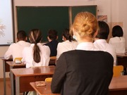 Изменились правила приема в казахстанские школы детей иностранцев и беженцев