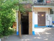 Железную дверь похитили из многоэтажки в Павлодаре
