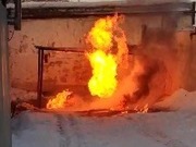 Два человека пострадали при возгорании газа на территории частного предприятия в Павлодаре