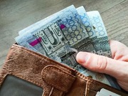 Кого из казахстанцев коснется повышение минимальной заработной платы