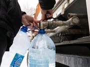 Жителям Зеленстроя в Павлодаре организовали подвоз воды